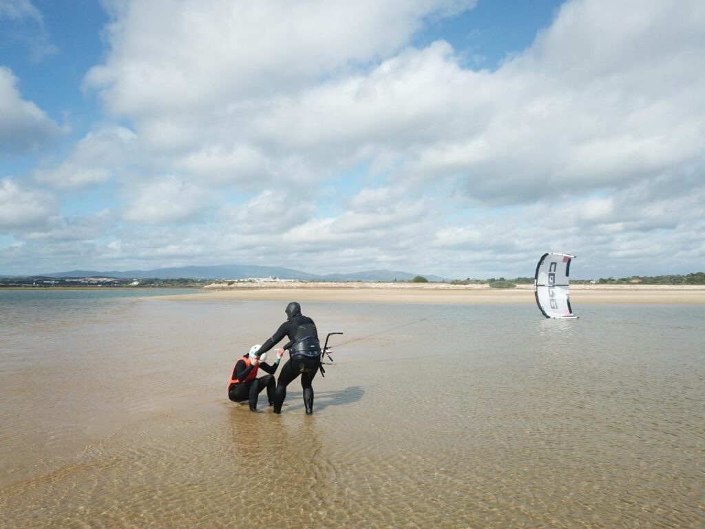 Kitesurfing school
